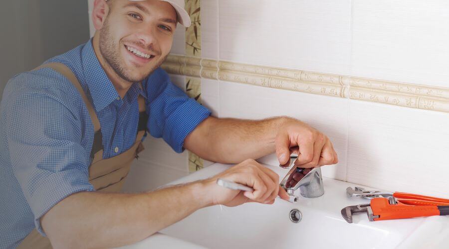 Professional clogged drains services in Moravia, IA